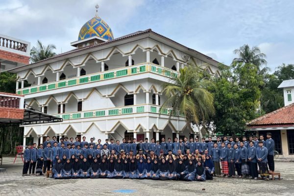 DPD LDII Tangkot dan Selatan Apresiasi Penerapan 29 Karakter Luhur Para Santri di Ponpes LDII Jateng